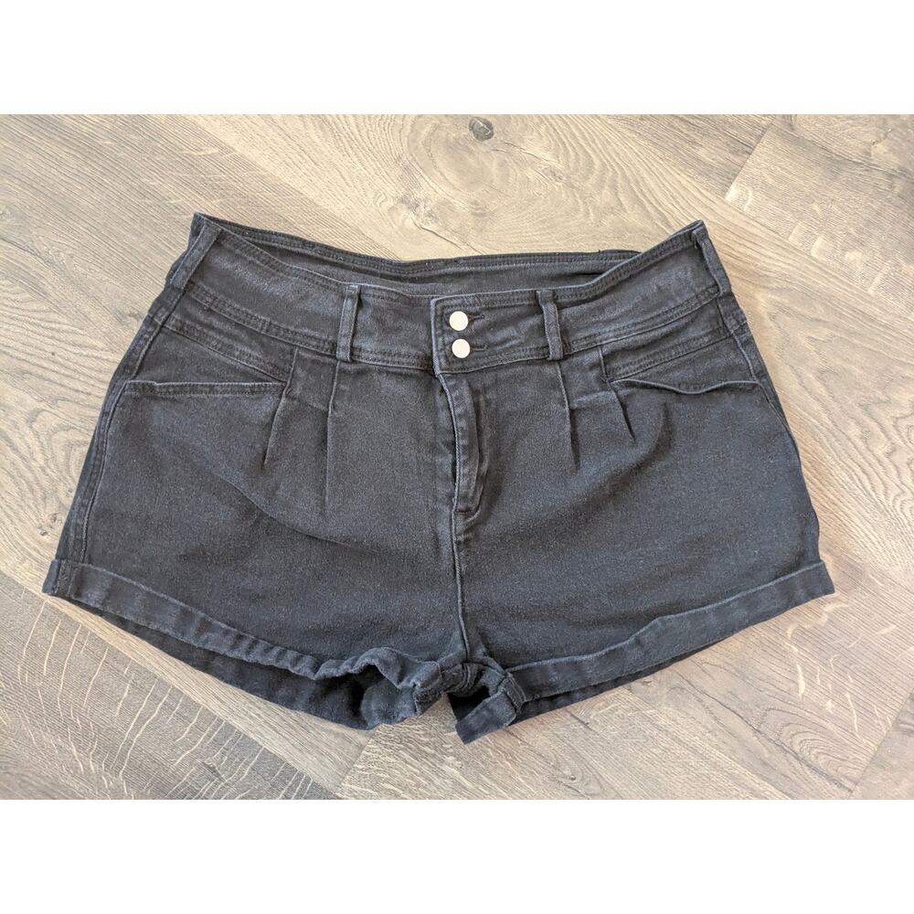 Black Rolled Hem Jean Shorts Sz 14 Double Button